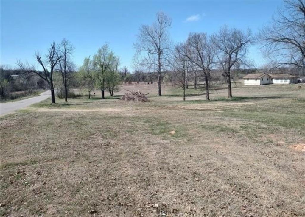 3020 Oakwood Drive Property Photo 5