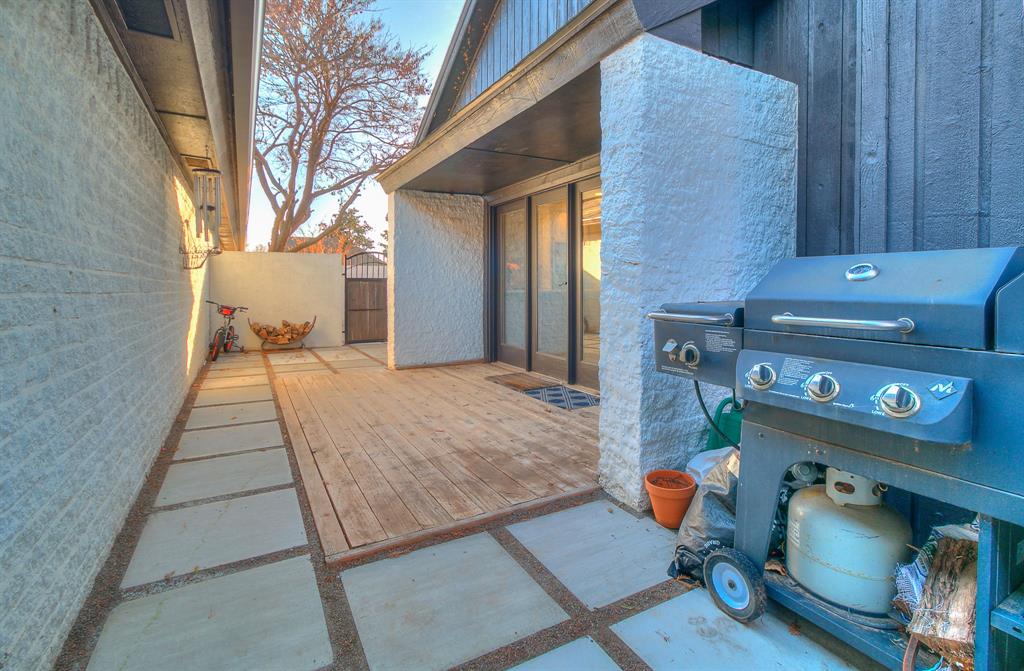 3813 Ives Way Way Property Photo 48