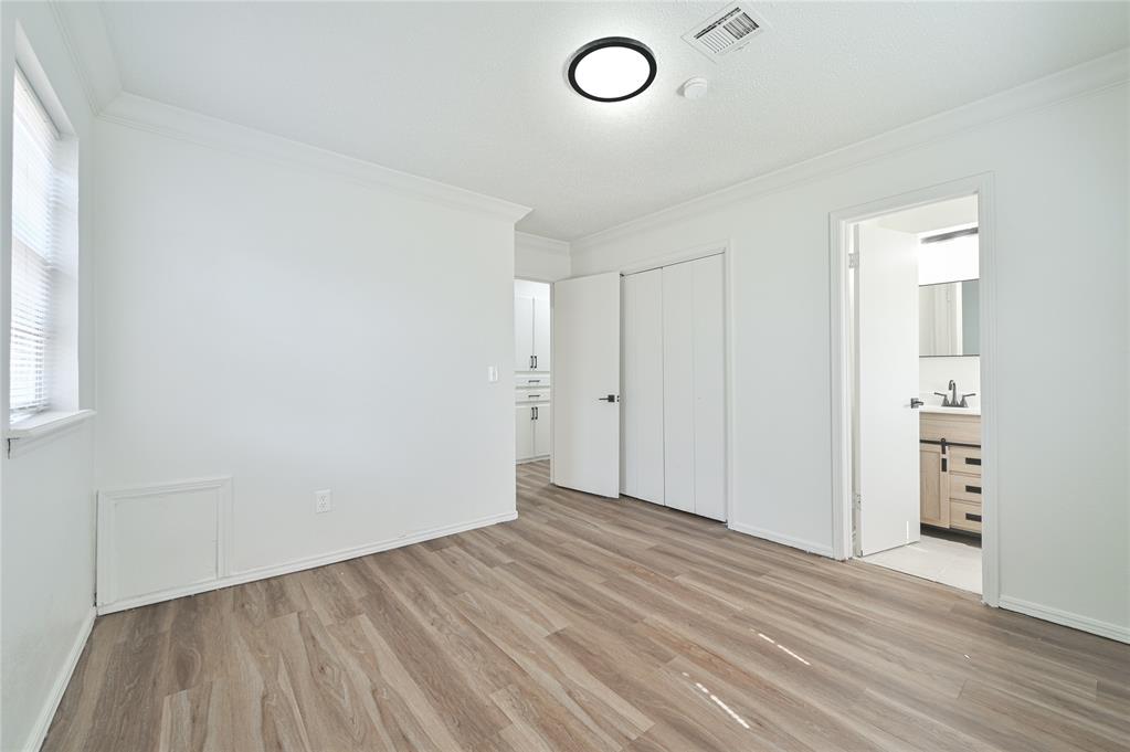 4005 N Oak Grove Drive Property Photo 16