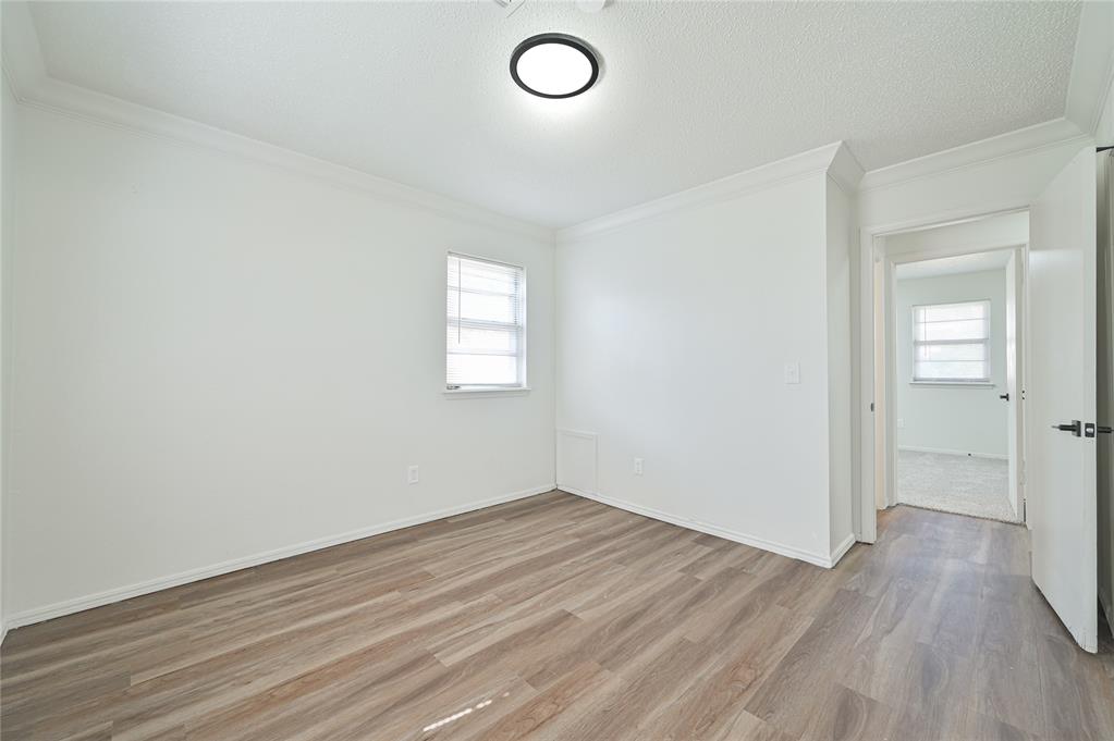 4005 N Oak Grove Drive Property Photo 17