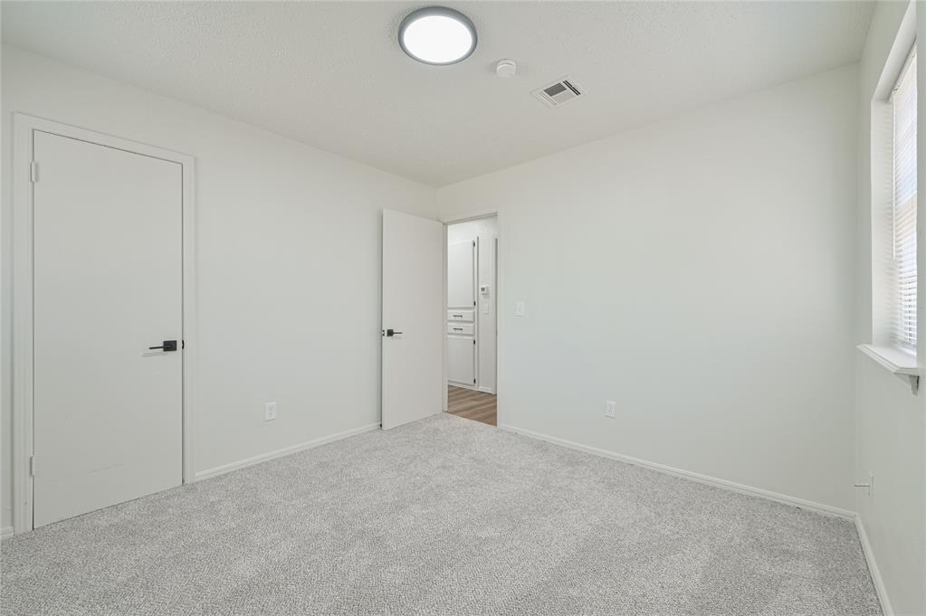 4005 N Oak Grove Drive Property Photo 19