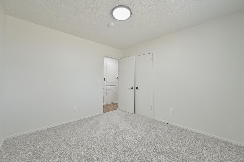 4005 N Oak Grove Drive Property Photo 24
