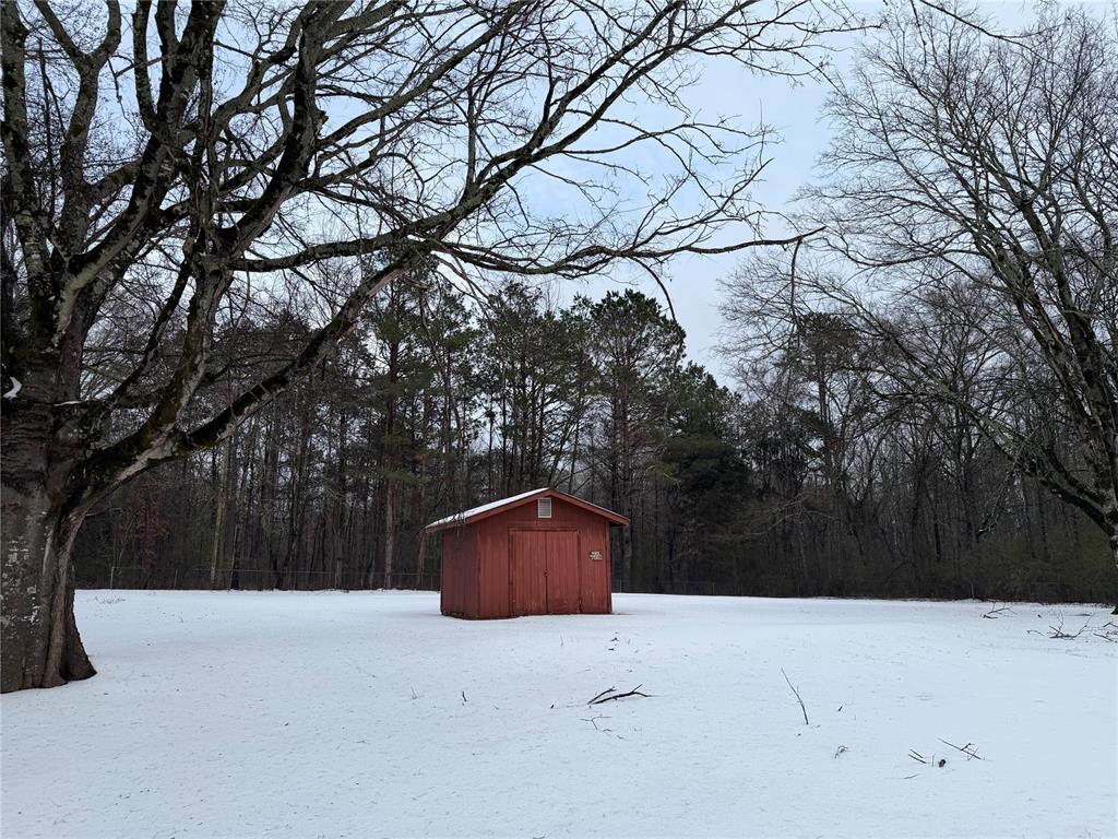 1664 N Us Highway 259 Highway Property Photo 8
