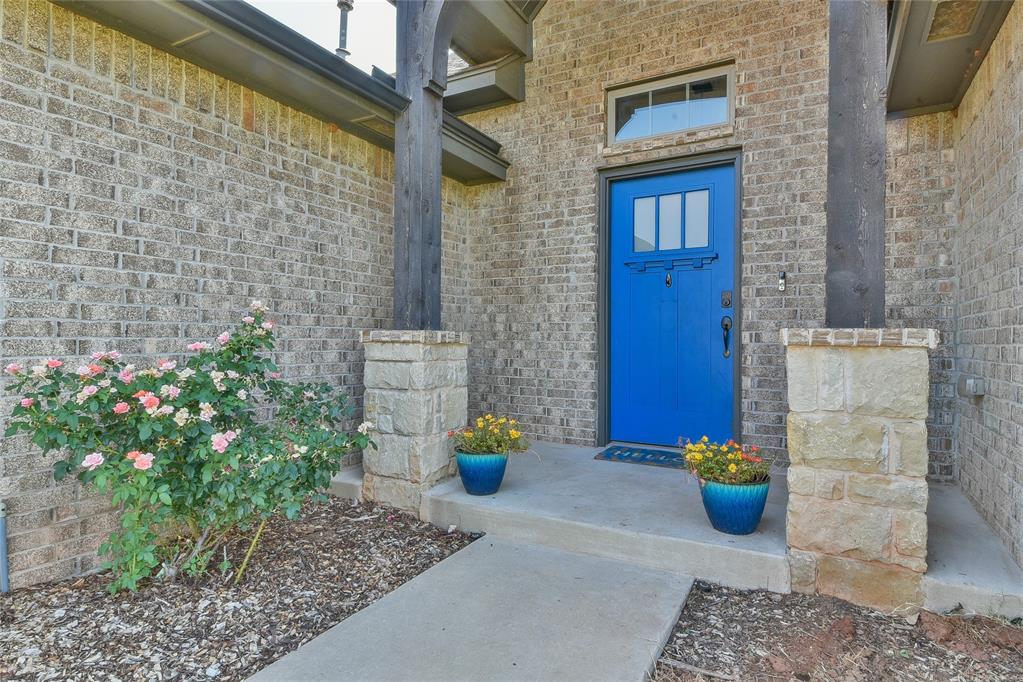 1208 N Wisteria Terrace Property Photo 3