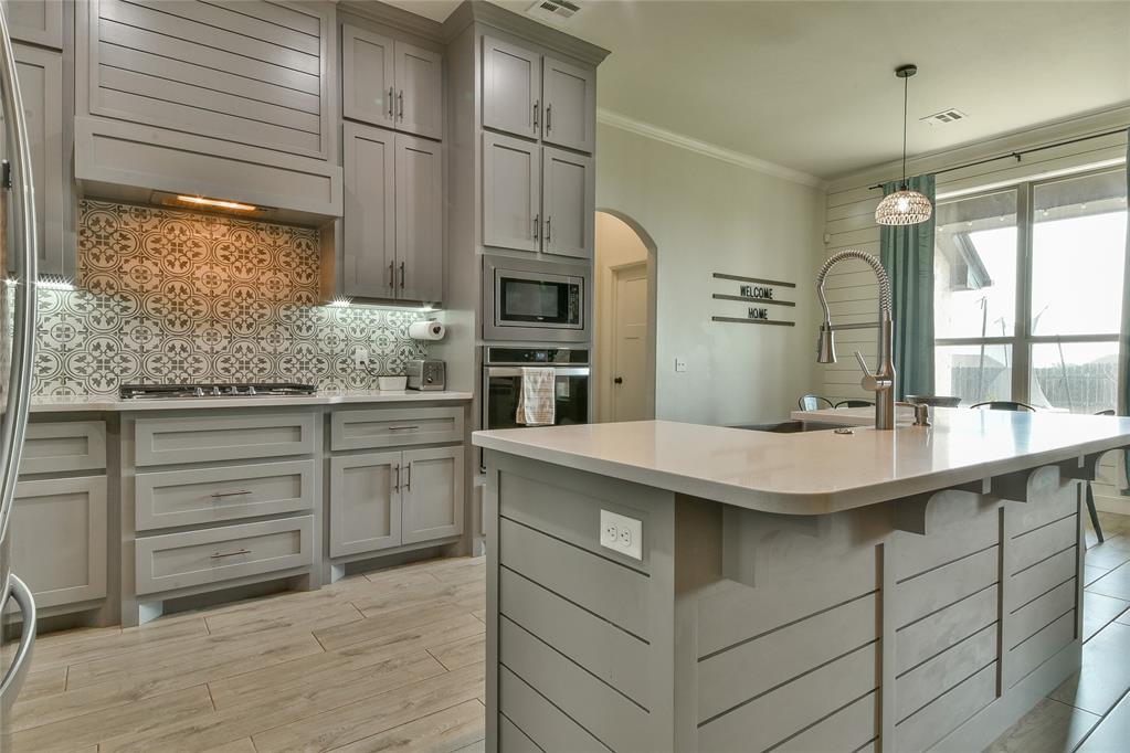 1208 N Wisteria Terrace Property Photo 5