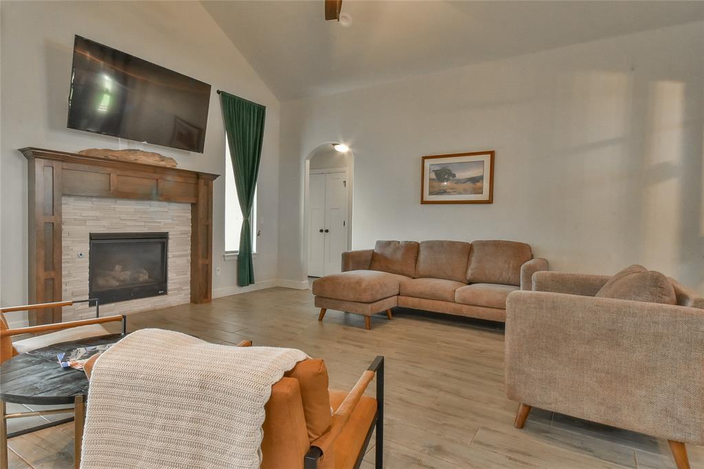 1208 N Wisteria Terrace Property Photo 12
