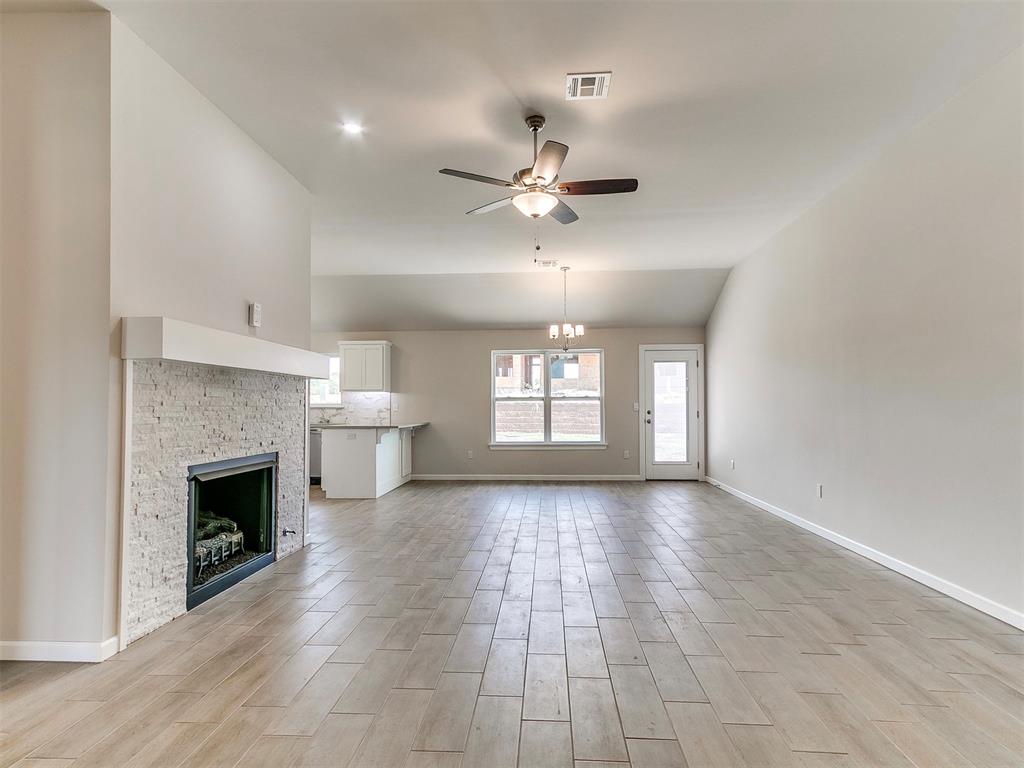 1804 Pin Cherry Lane Property Photo 5