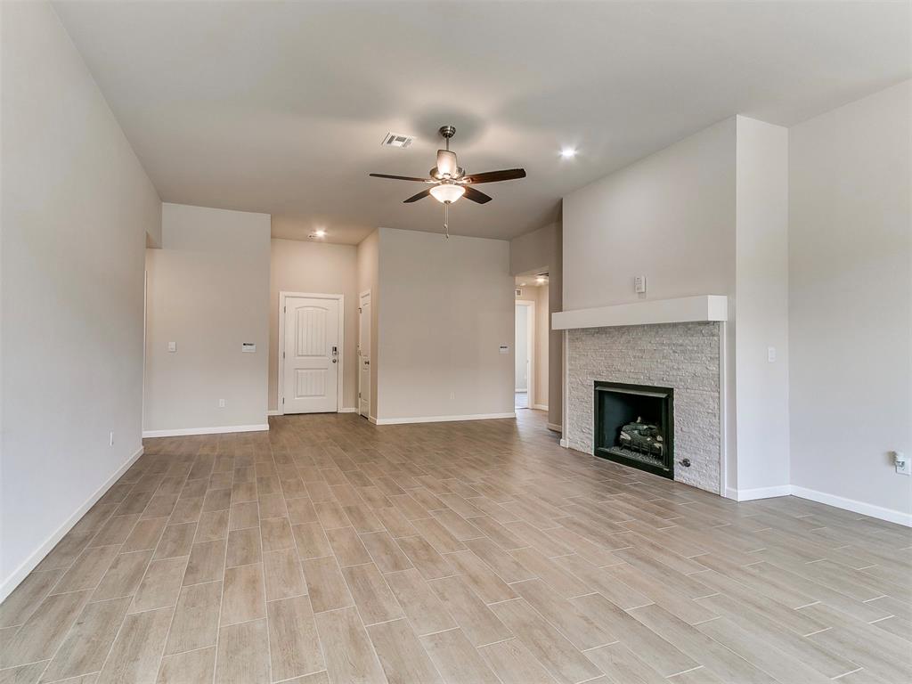 1804 Pin Cherry Lane Property Photo 6