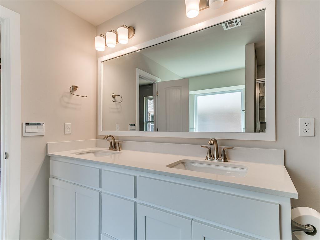 1804 Pin Cherry Lane Property Photo 14