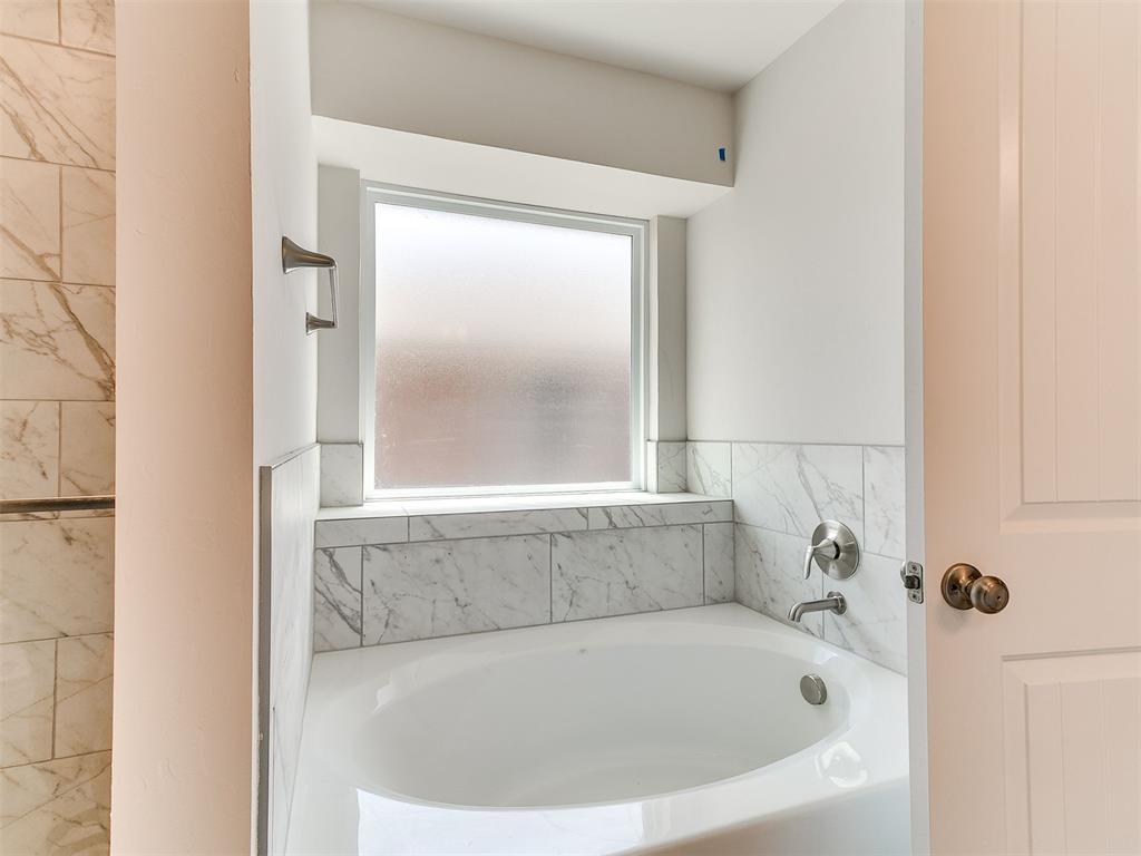1804 Pin Cherry Lane Property Photo 15
