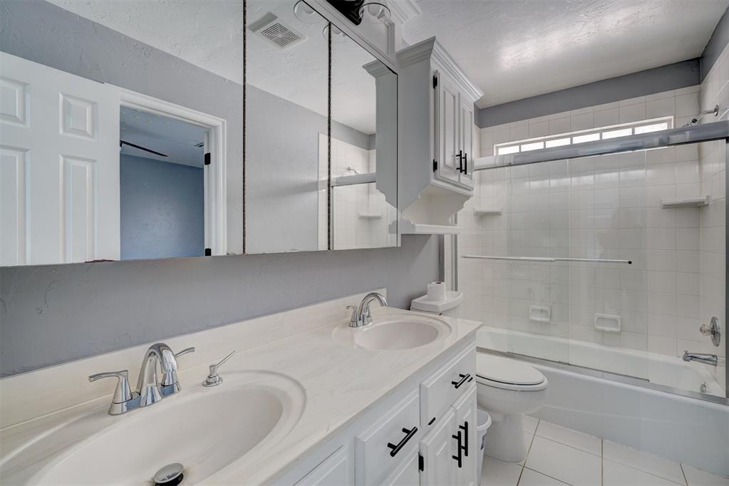 1209 Sw 113th Street Property Photo 25