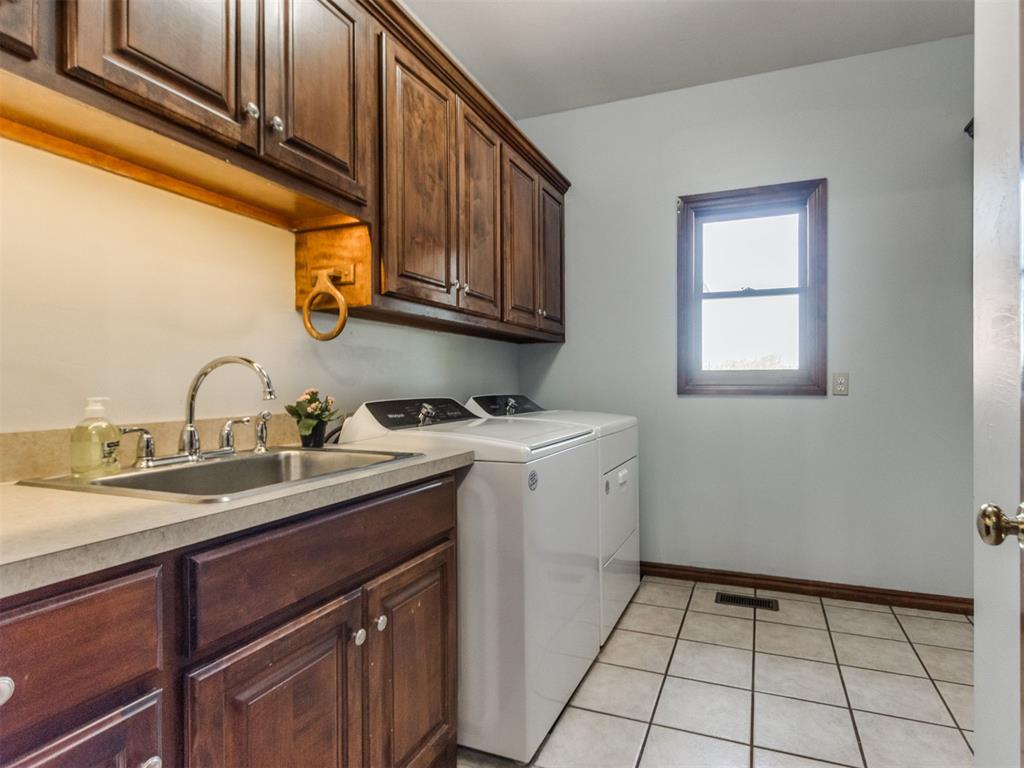 4720 W Canyon Road Property Photo 36