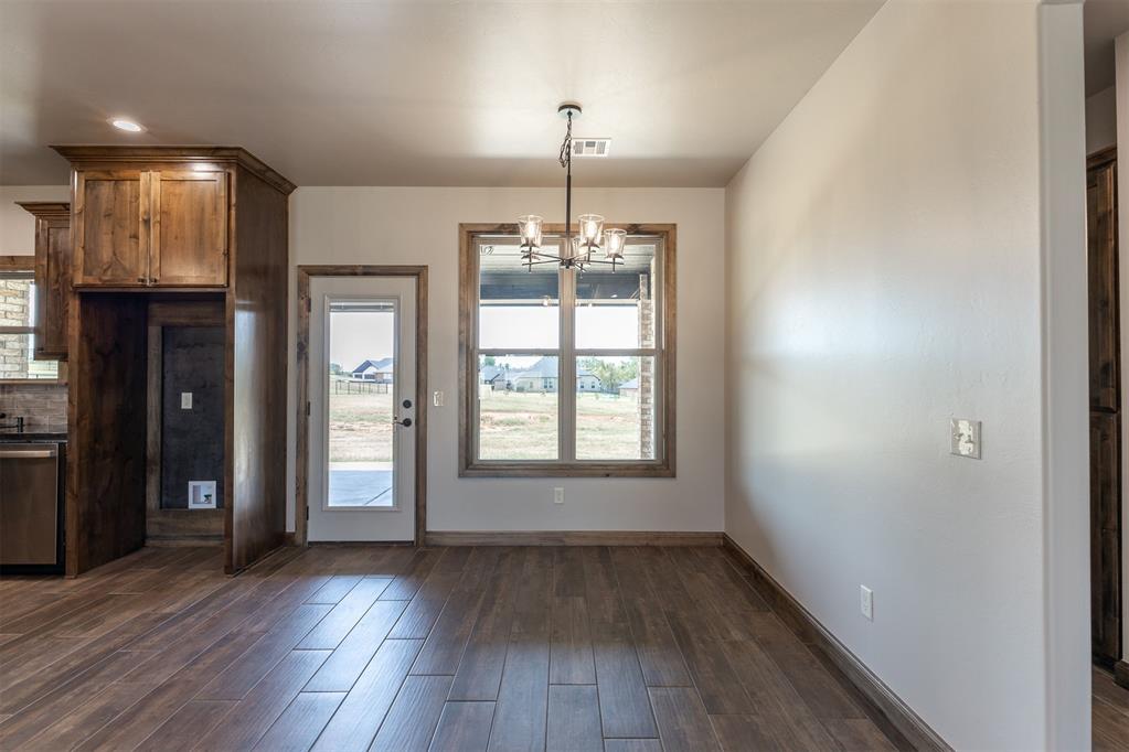 2433 Raven Circle Property Photo 10