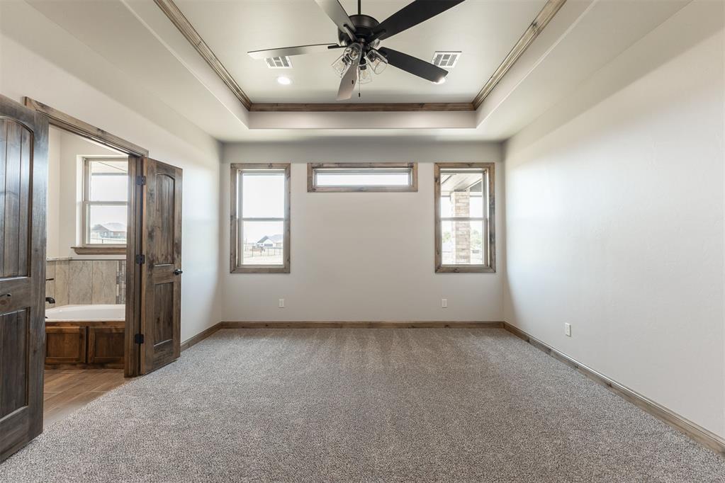 2433 Raven Circle Property Photo 15