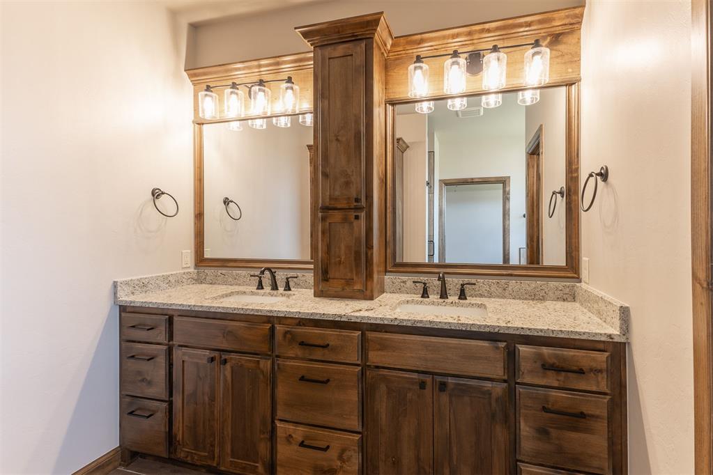 2433 Raven Circle Property Photo 17