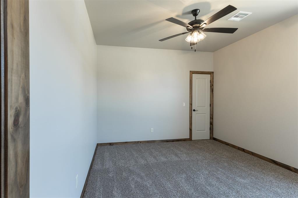 2433 Raven Circle Property Photo 23