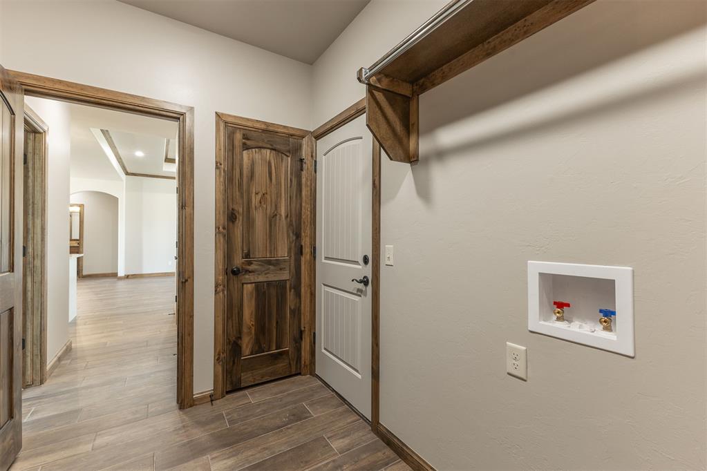 2433 Raven Circle Property Photo 30