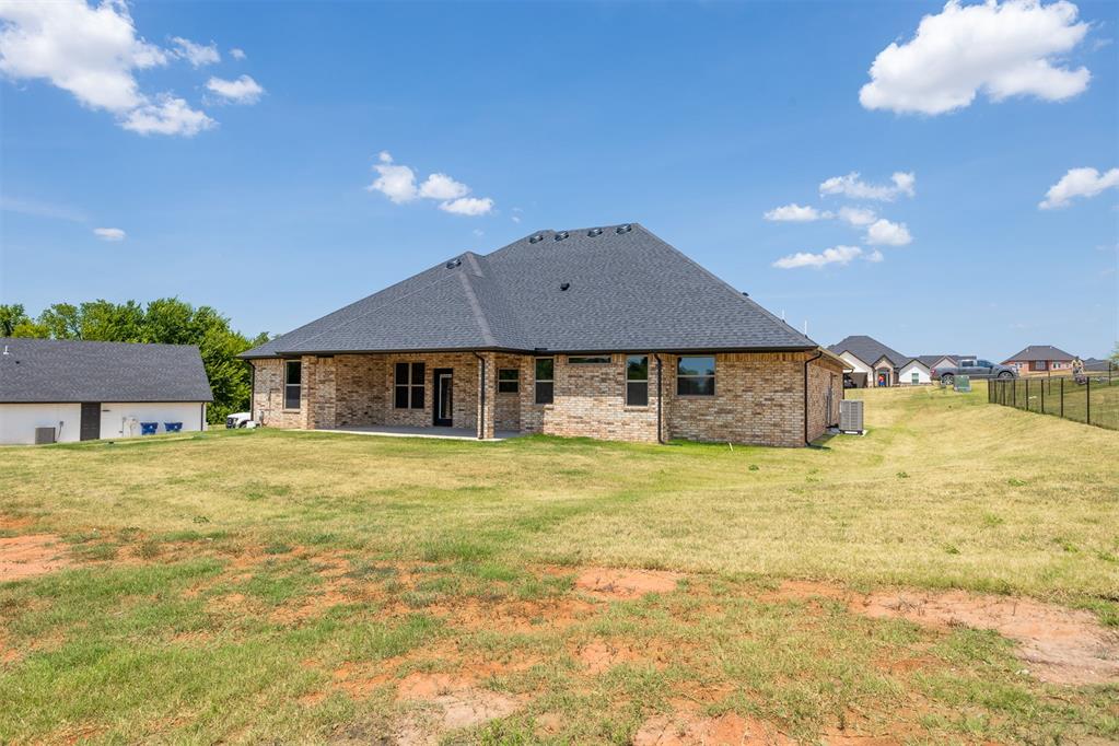 2433 Raven Circle Property Photo 38