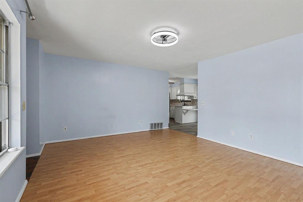 4825 Trapp Drive Property Photo 3