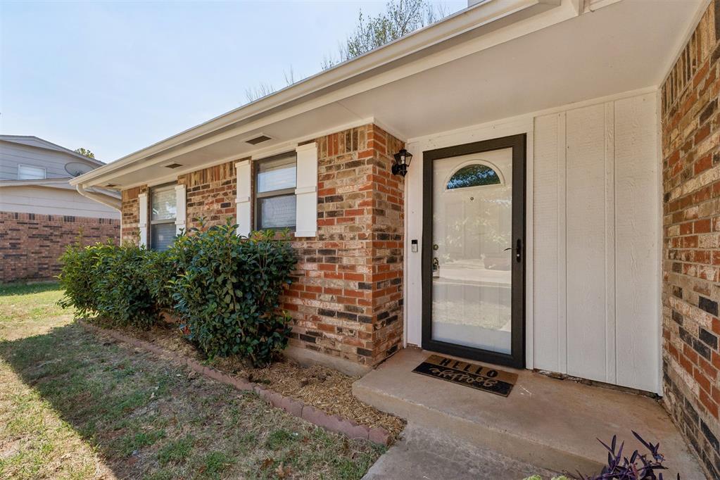 213 S Silver Drive Property Photo 2