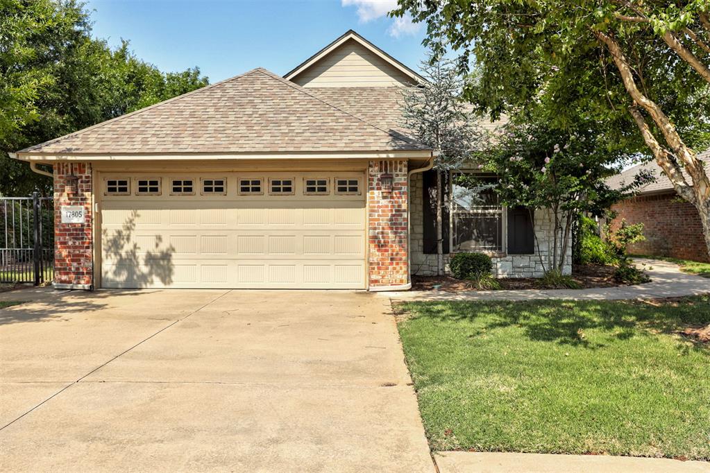 17805 Griffin Gate Drive Property Photo 2