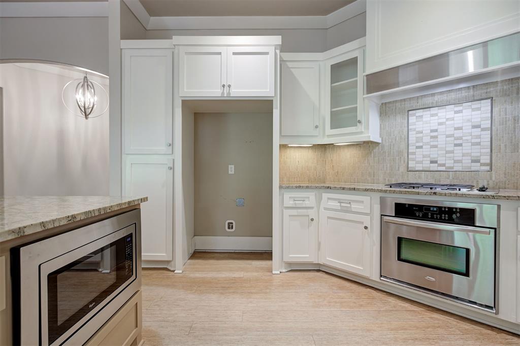 17805 Griffin Gate Drive Property Photo 15