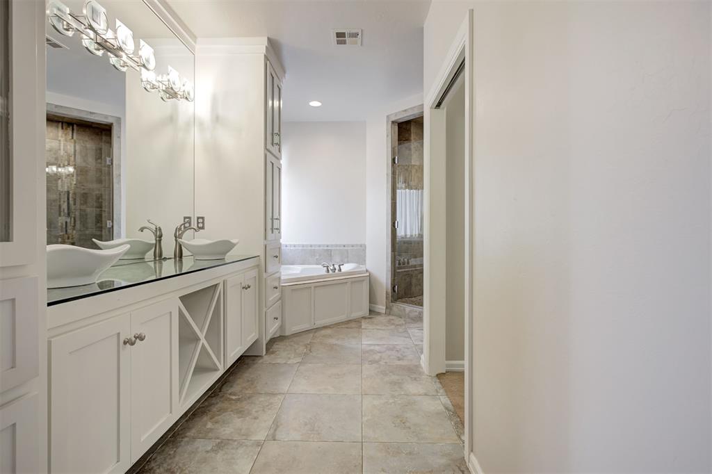 17805 Griffin Gate Drive Property Photo 23