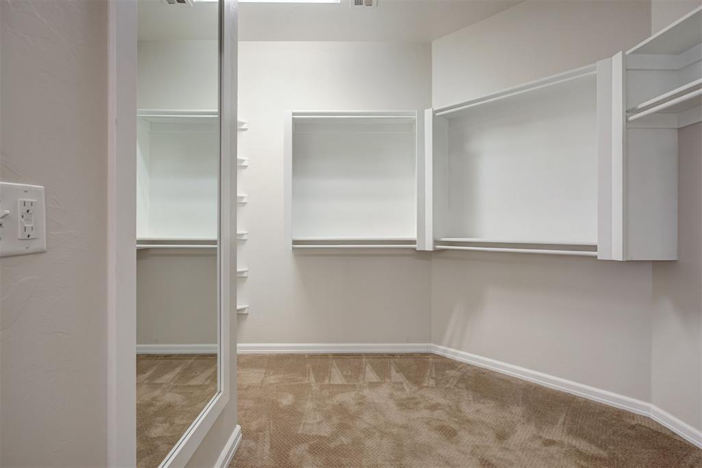 17805 Griffin Gate Drive Property Photo 27