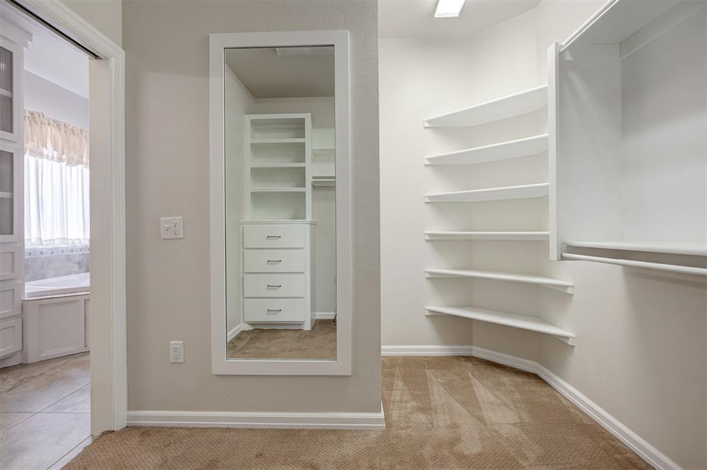 17805 Griffin Gate Drive Property Photo 28