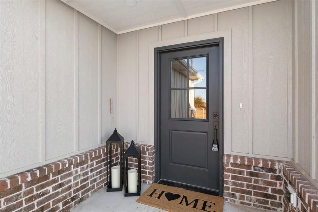 42773 Garrett's Lake Road Property Photo 2