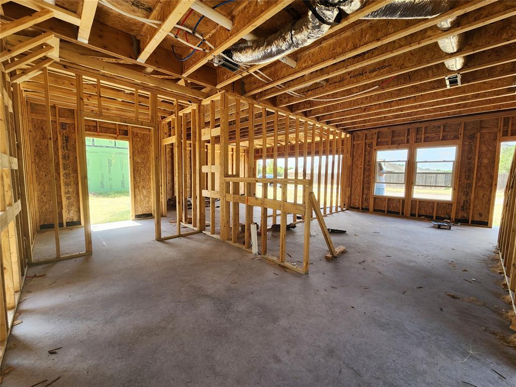 414 Amanda Property Photo 3