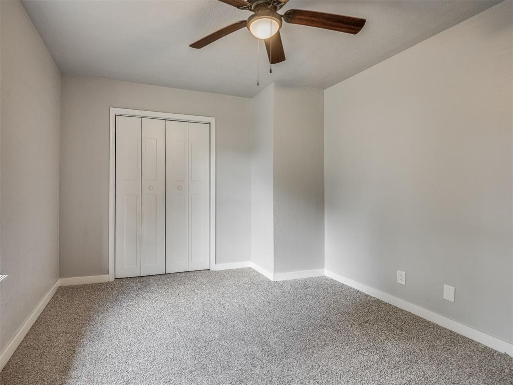 1406 E Bradley Street Property Photo 35
