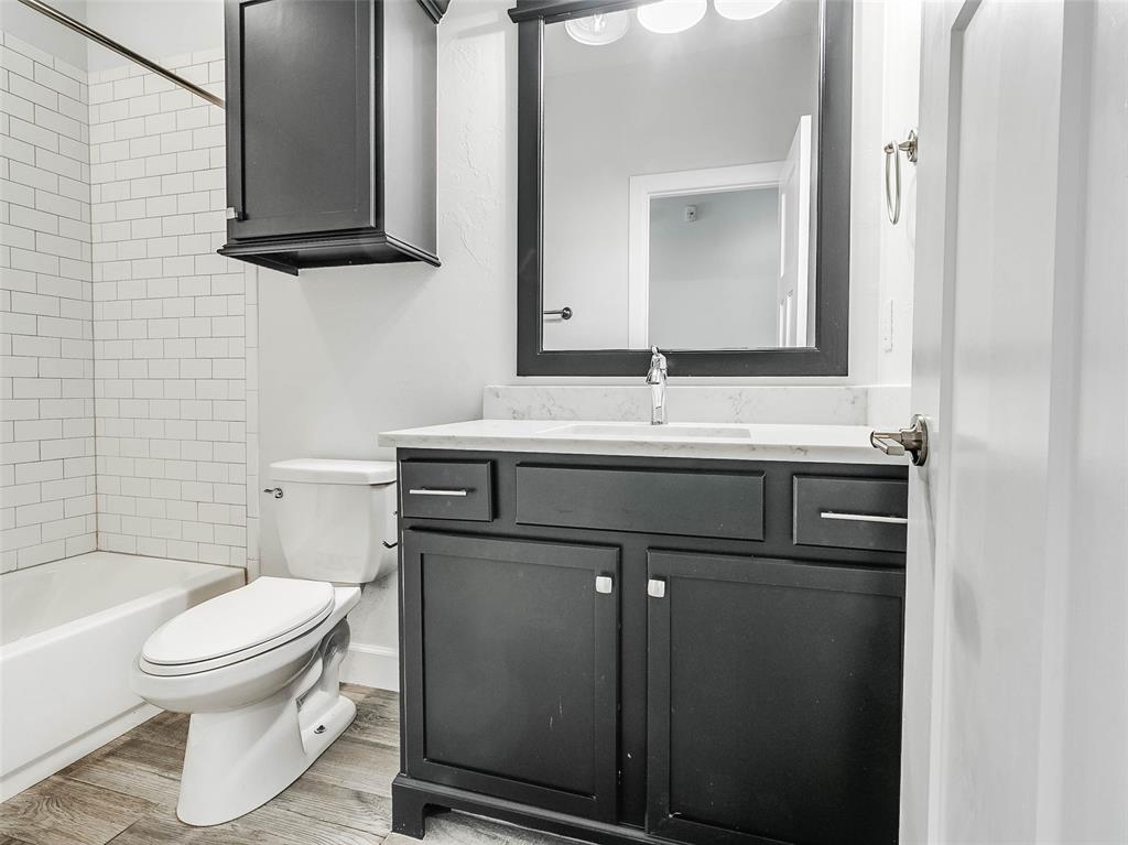 1244376 Property Photo 21