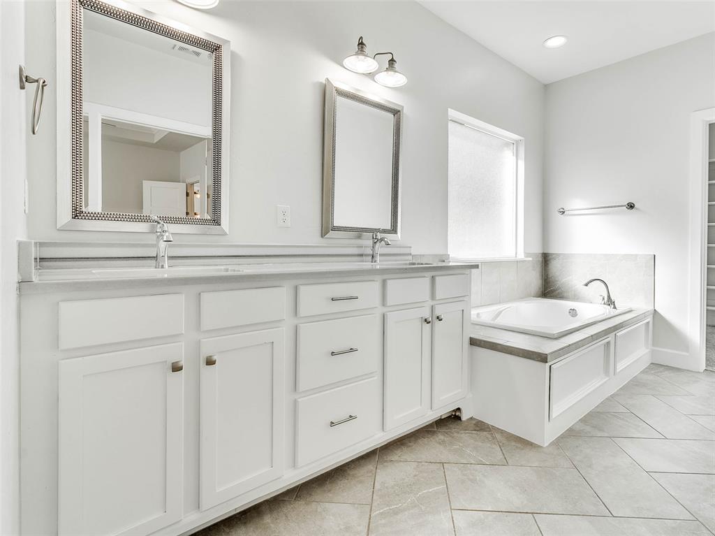 1244376 Property Photo 29