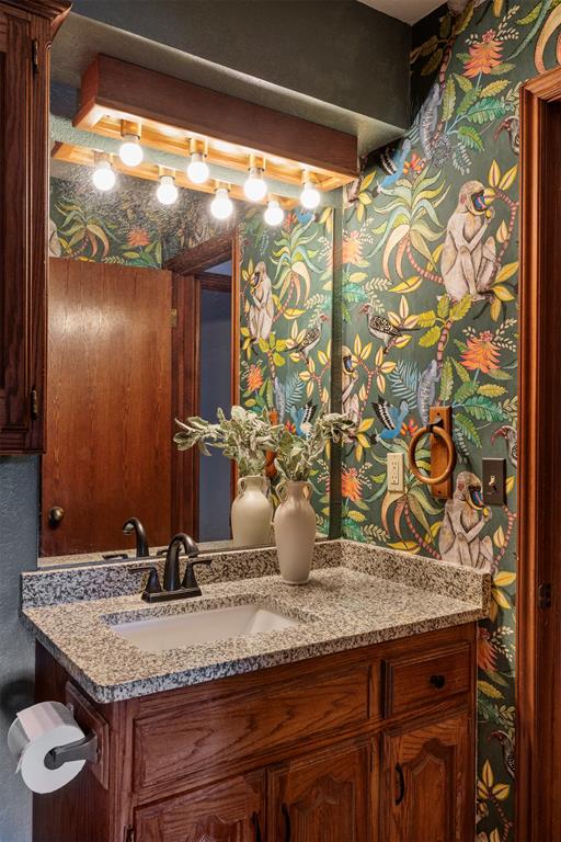 12924 Three Oaks Drive Property Photo 32
