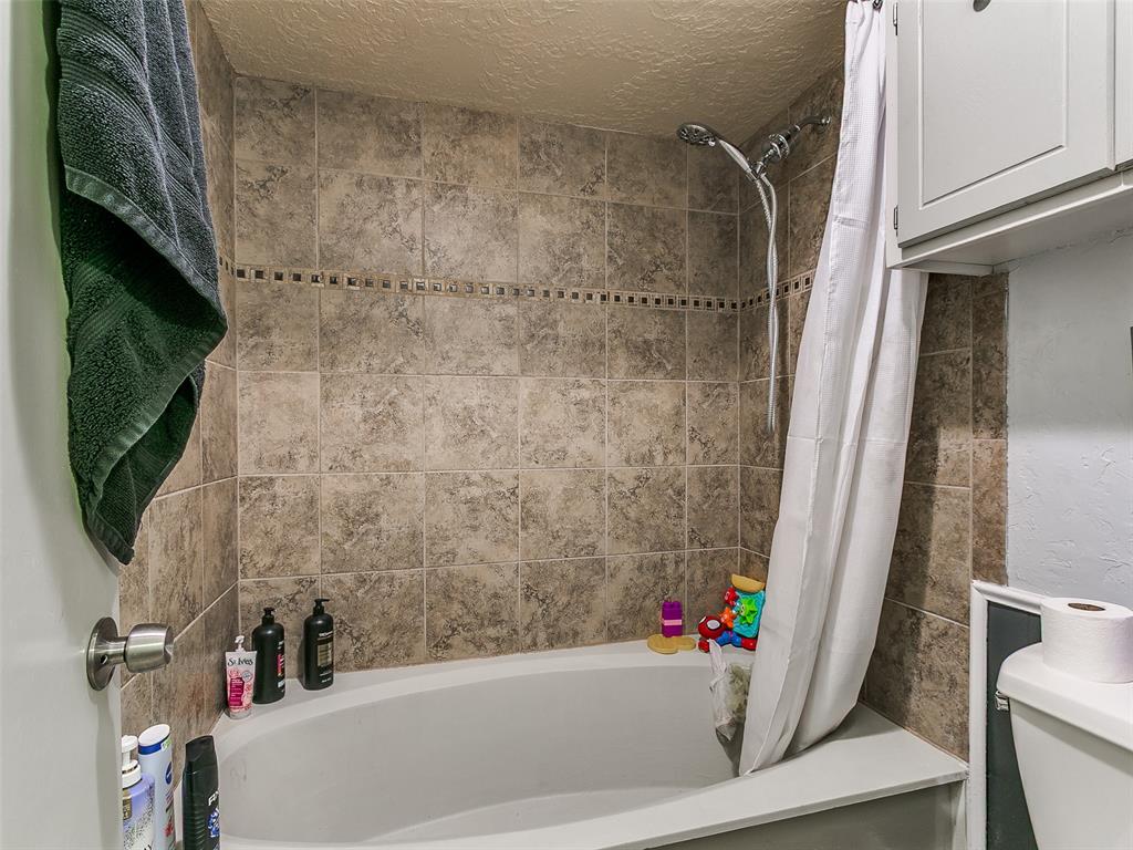 11064 Folkstone Drive Property Photo 17