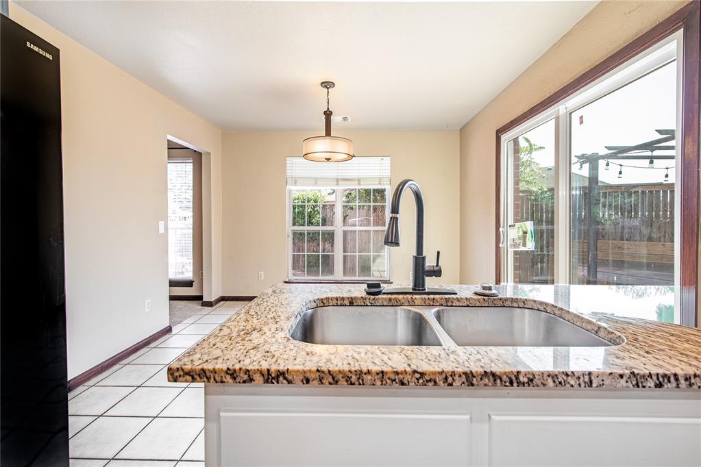 15604 Hyde Parke Drive Property Photo 14