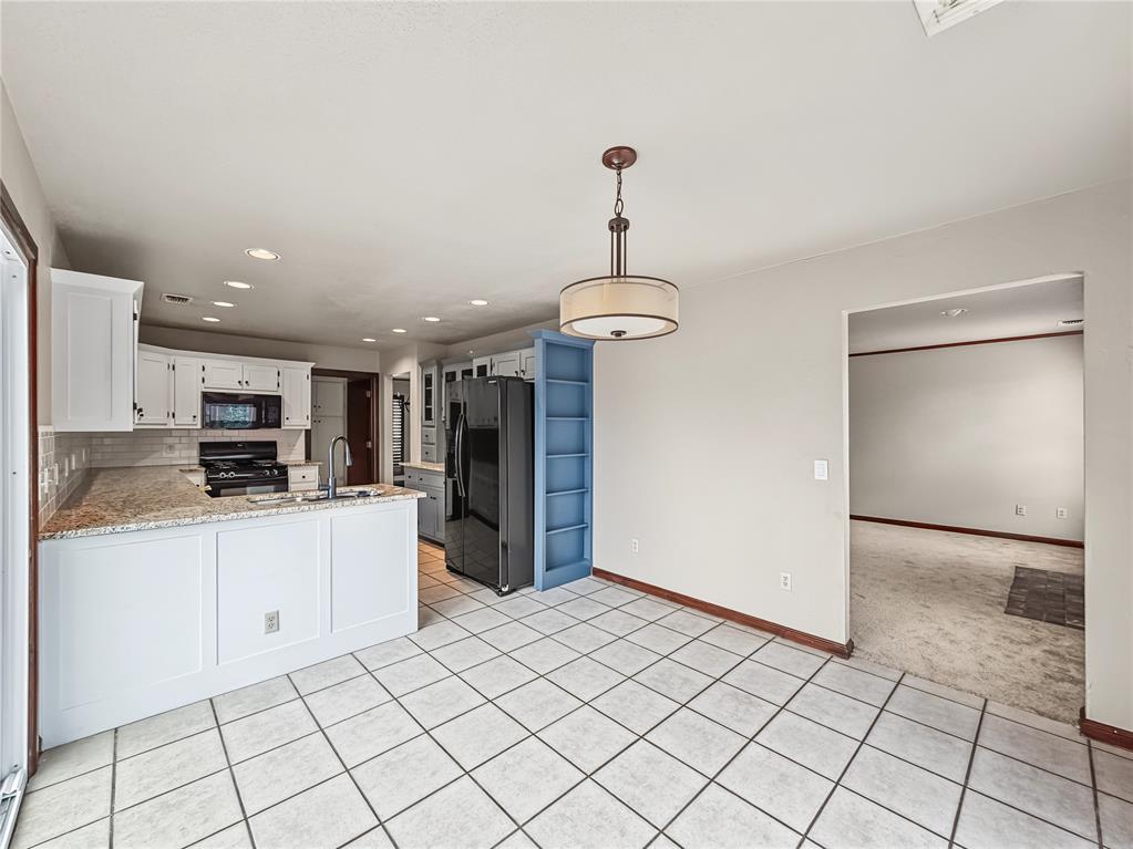 15604 Hyde Parke Drive Property Photo 17