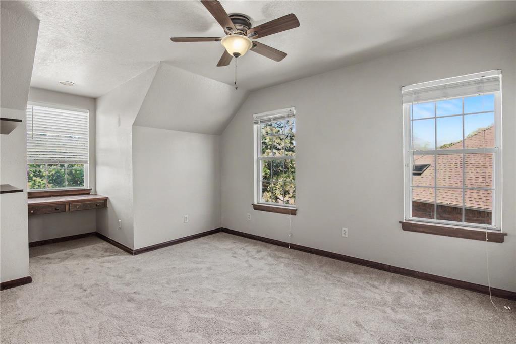15604 Hyde Parke Drive Property Photo 32