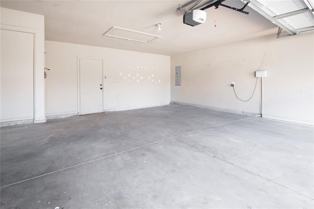 15604 Hyde Parke Drive Property Photo 39