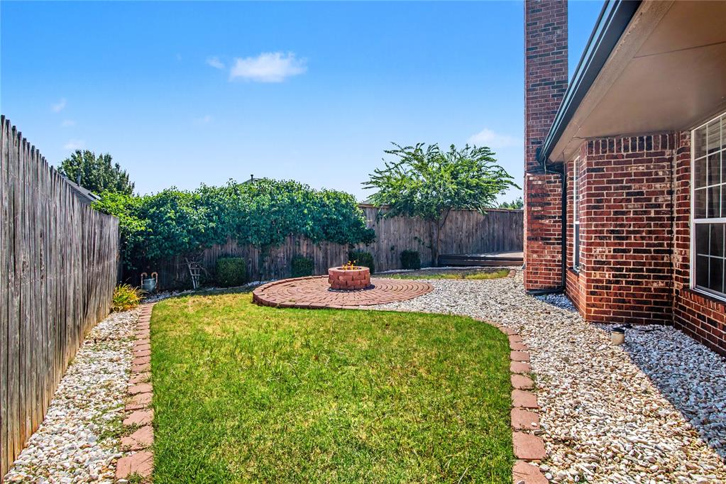 15604 Hyde Parke Drive Property Photo 43