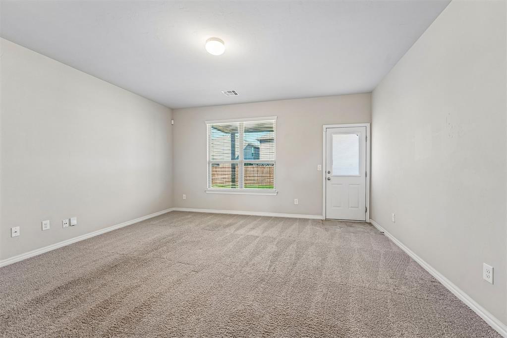 14721 Rambling Creek Circle Property Photo 6