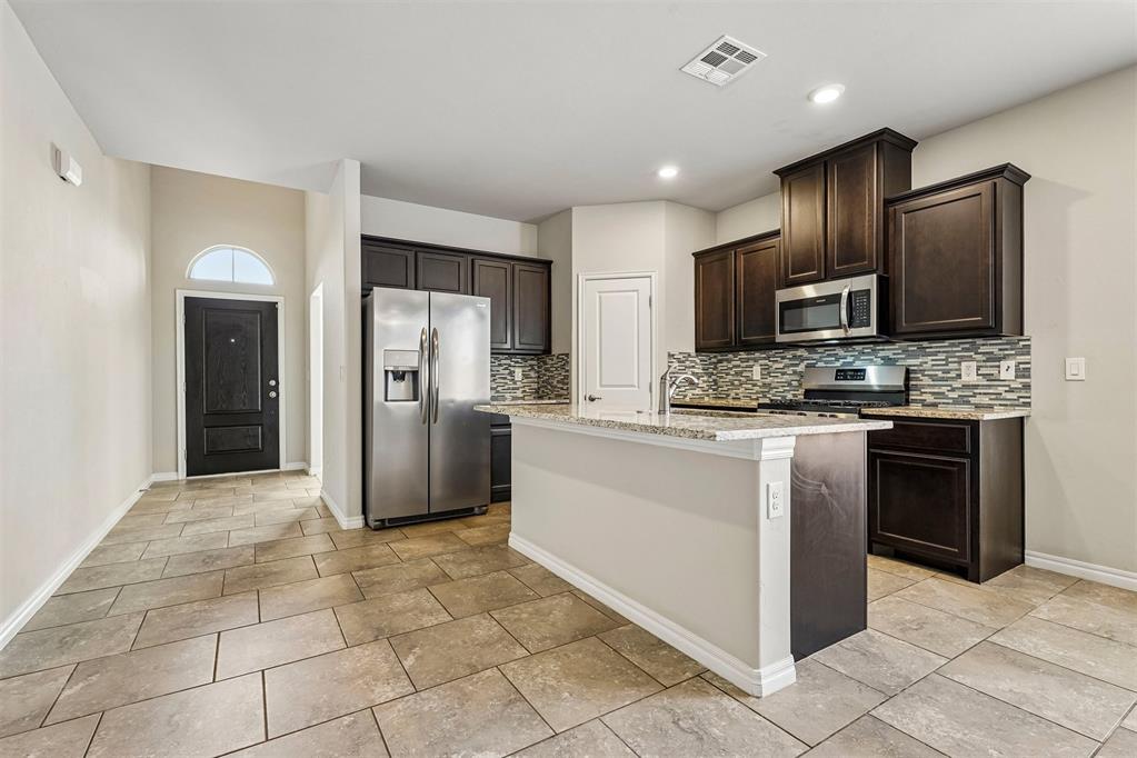 14721 Rambling Creek Circle Property Photo 8
