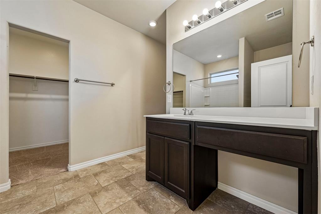 14721 Rambling Creek Circle Property Photo 14