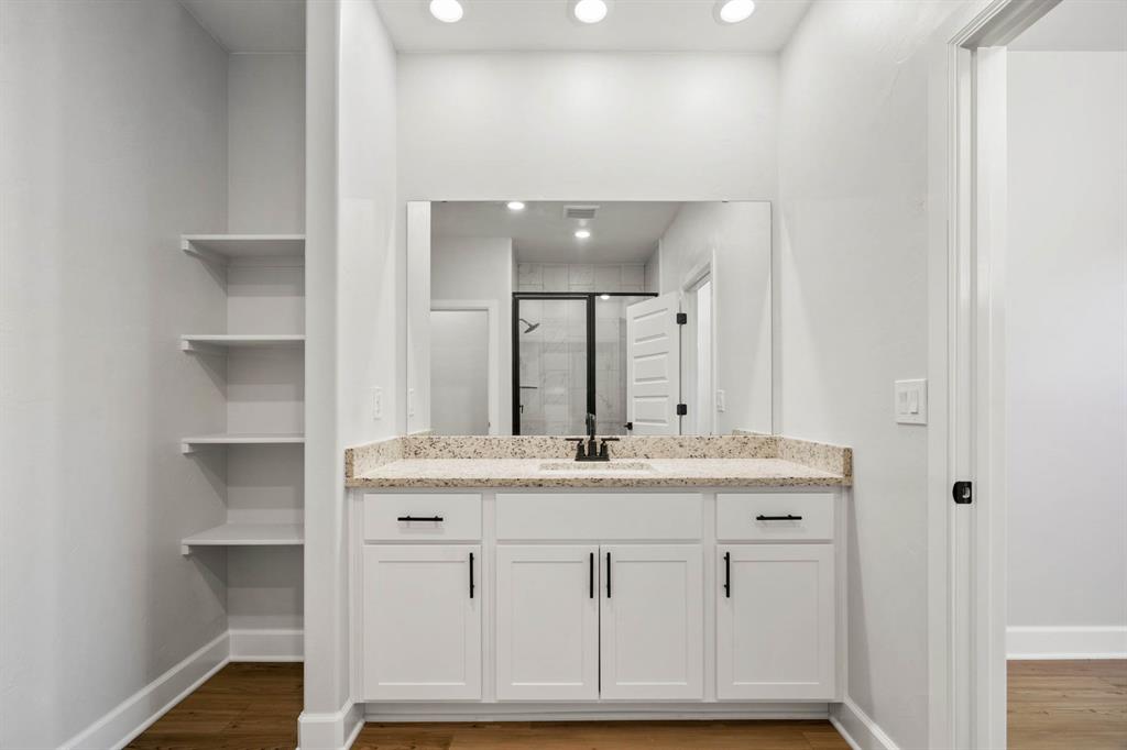 3121 Evyn Boulevard Property Photo 7
