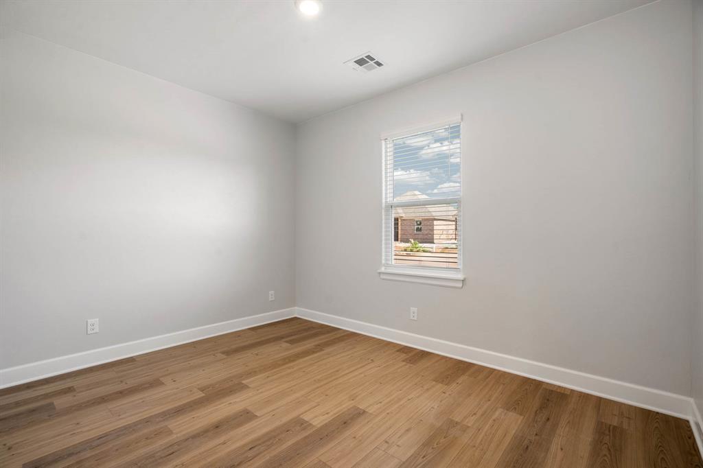 3121 Evyn Boulevard Property Photo 10