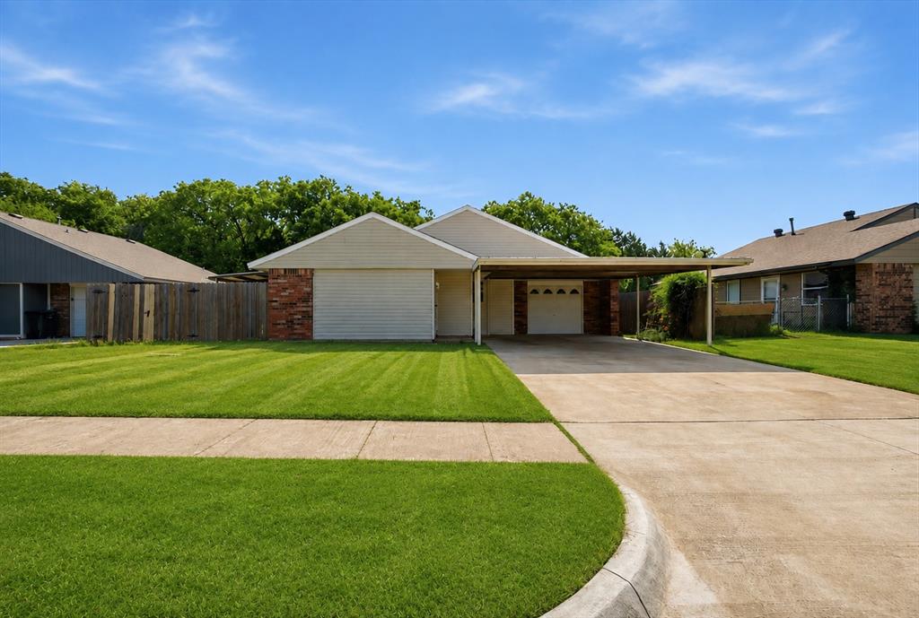 1500 Autumn Drive Property Photo 1