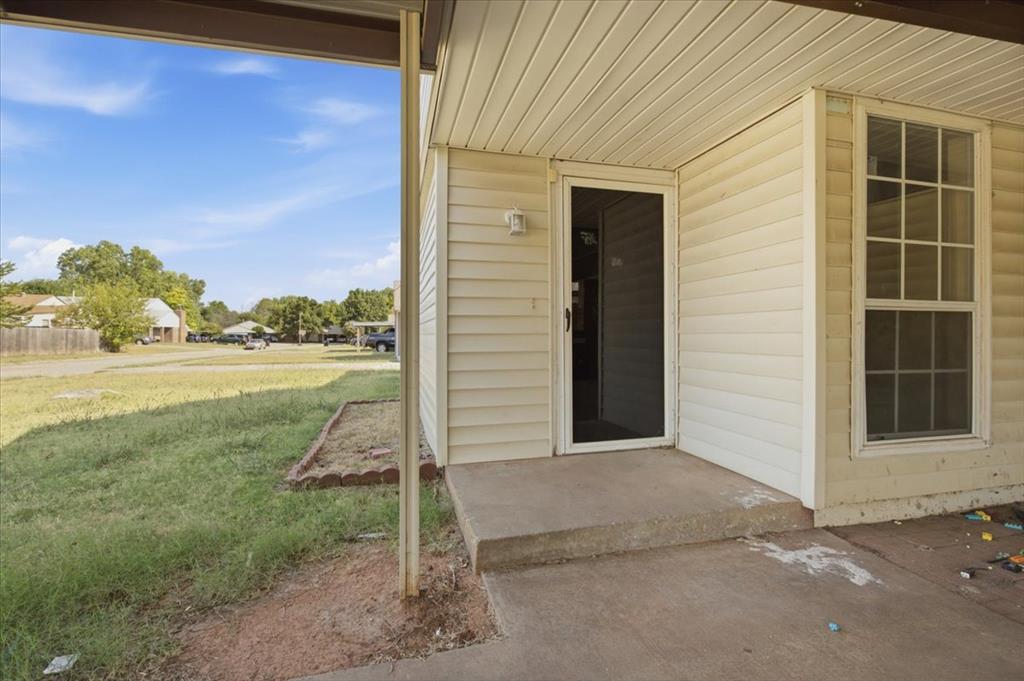 1500 Autumn Drive Property Photo 2