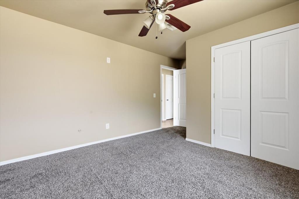1500 Autumn Drive Property Photo 10