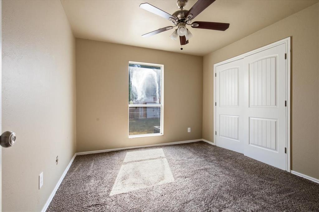 1500 Autumn Drive Property Photo 12